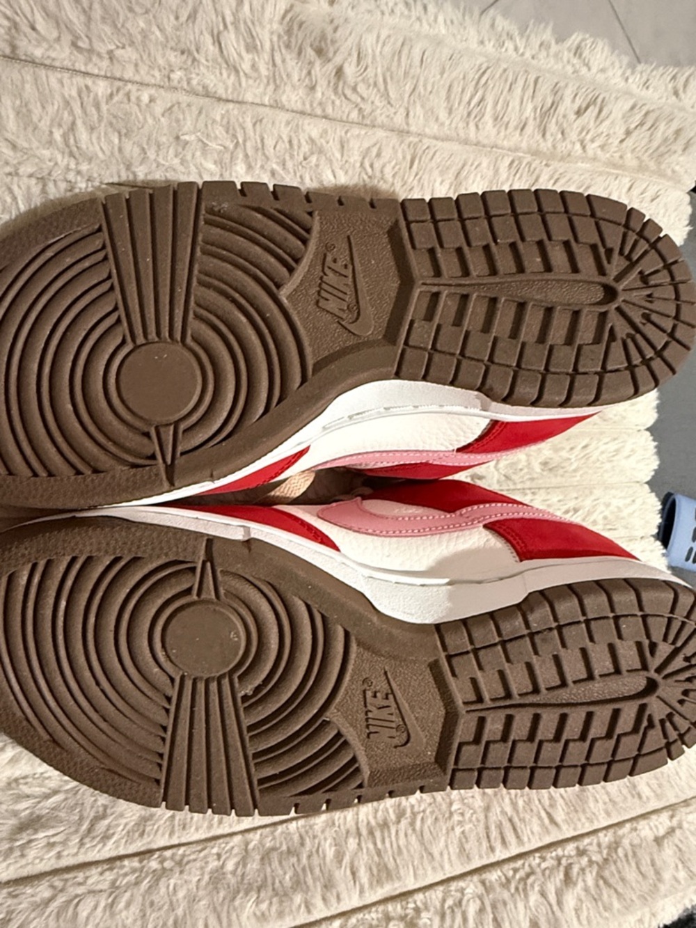 Nike Women's Red, Pink & Tan Low-Top Sneakers - Picture 4 of 9